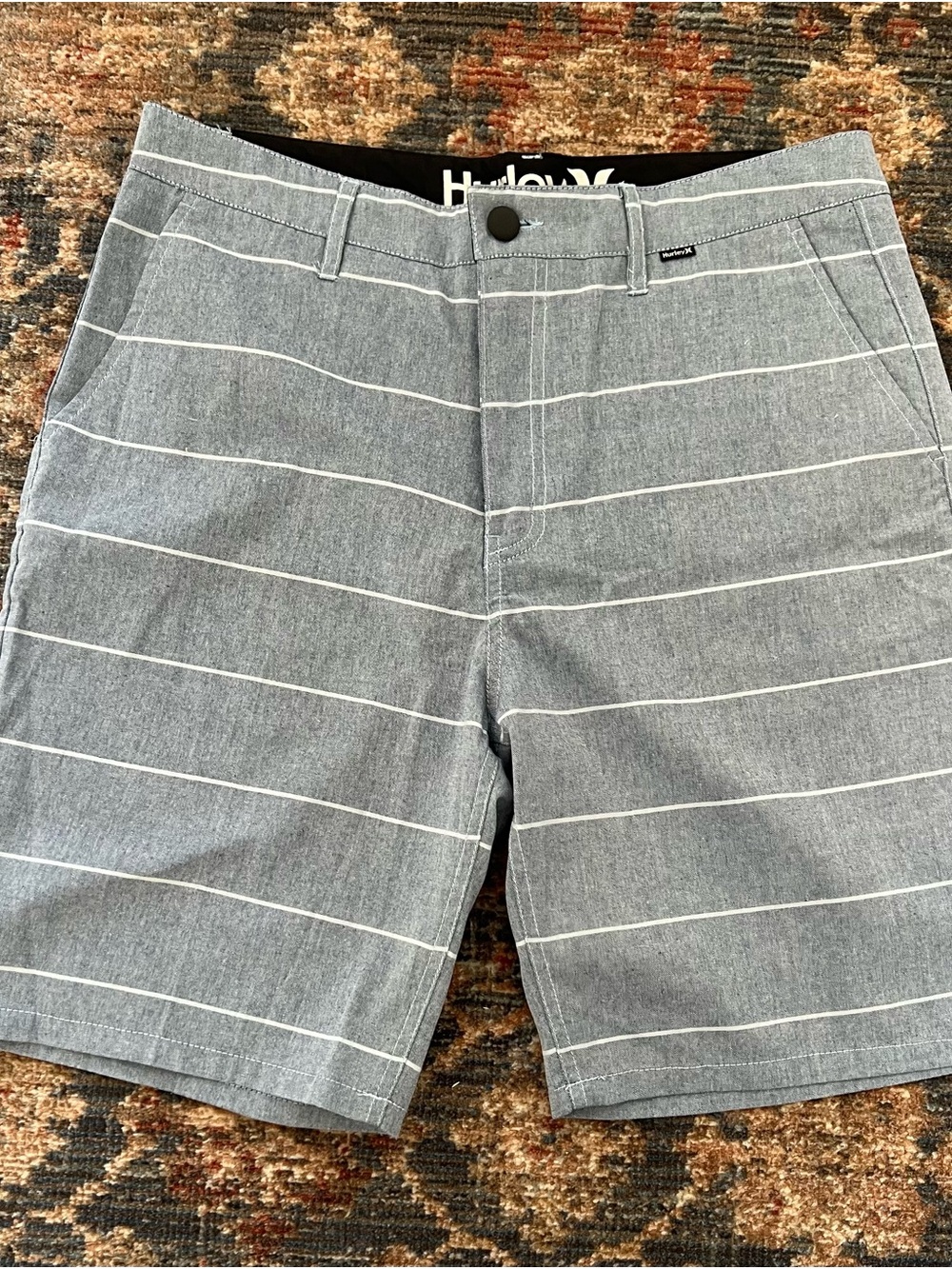 Hurley Men's Gray Pinstripe Flat Front Shorts